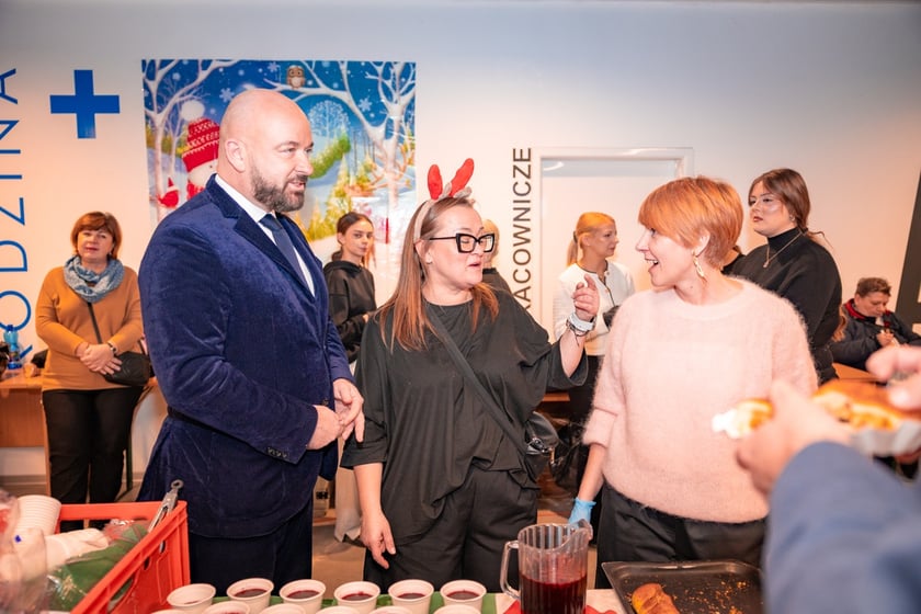 Spotkanie w ramach akcji charytatywnej "Paczki Dobrych Relacji"