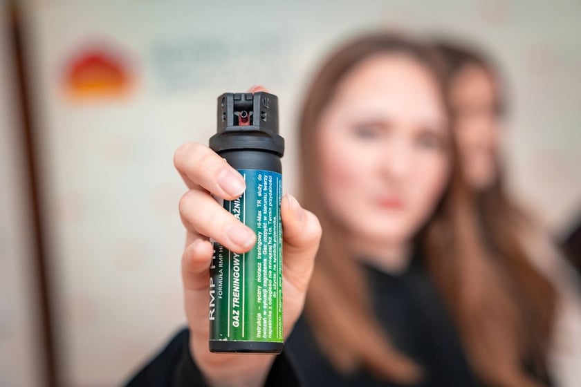 Szkolenie w ramach programu "Bezpieczny Wrocław" w I LO we Wrocławiu