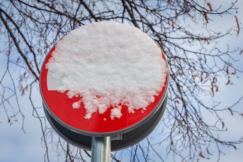 Zimowy niedzielny poranek 4 stycznia 2026 roku