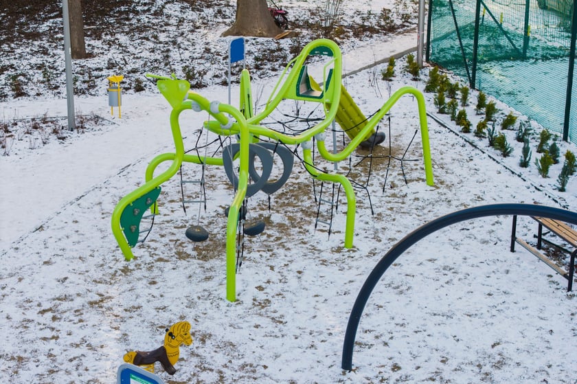 Modliszka to tak naprawdę urządzenie wielofunkcyjne dla dzieci