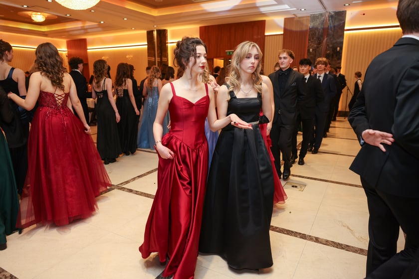 Bal studniówkowy uczniów IV LO we Wrocławiu