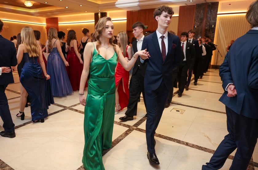 Bal studniówkowy uczniów IV LO we Wrocławiu