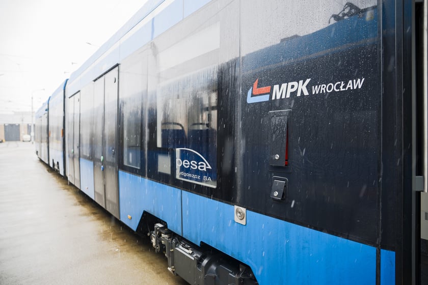 Nowy tramwaj PESA 146N Twist dostarczony do zajezdni MPK Borek z Bydgoszczy.