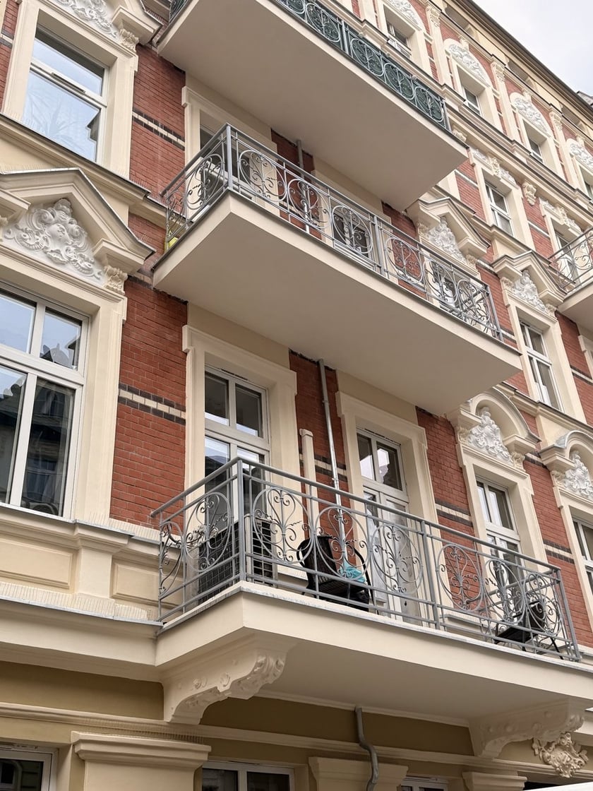 Kamienica przy ul. Kluczborskiej 12 we Wrocławiu po metamorfozie