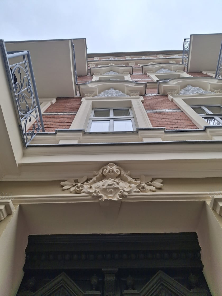 Kamienica przy ul. Kluczborskiej 12 we Wrocławiu po metamorfozie