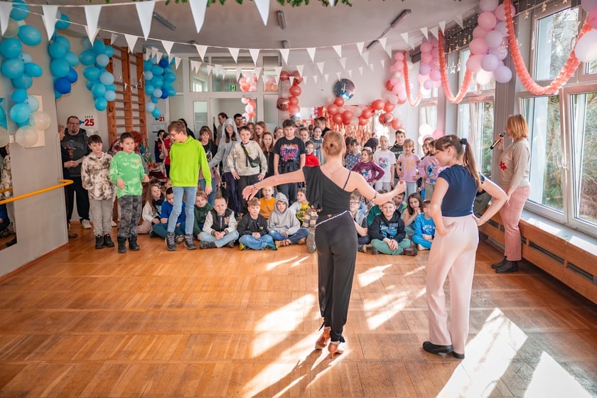 Wystawa &bdquo;Wrocławskie Ekofloresy&rdquo; w Młodzieżowym Domu Kultury Fabryczna przy ul. Zemskiej