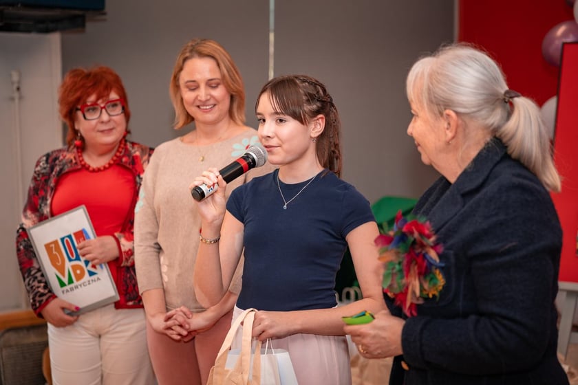 Wystawa &bdquo;Wrocławskie Ekofloresy&rdquo; w Młodzieżowym Domu Kultury Fabryczna przy ul. Zemskiej