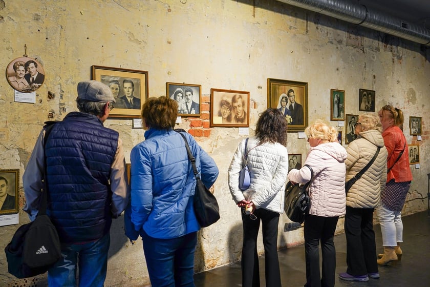 Wystawa „Monidła – portret ślubny” - werisaż