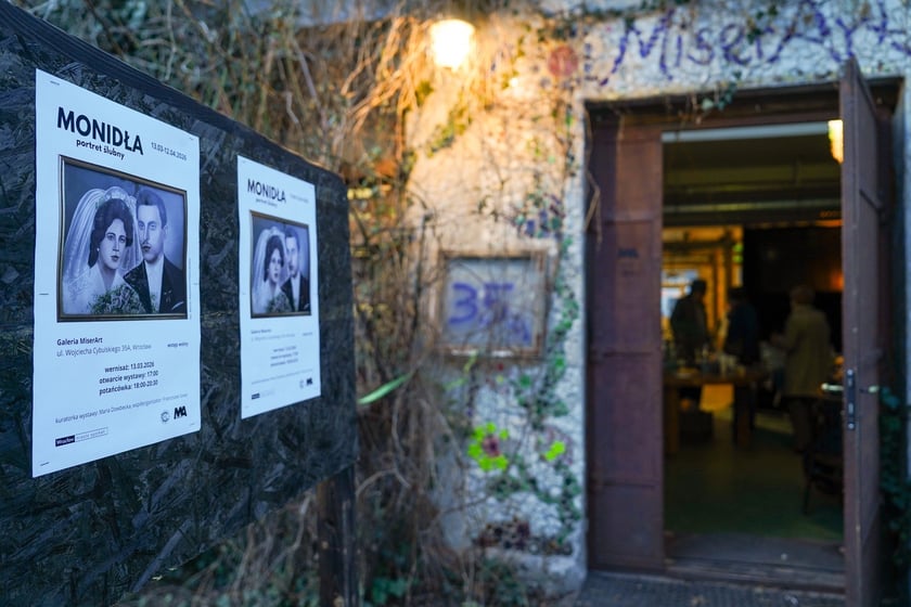 Wystawa „Monidła – portret ślubny” - werisaż