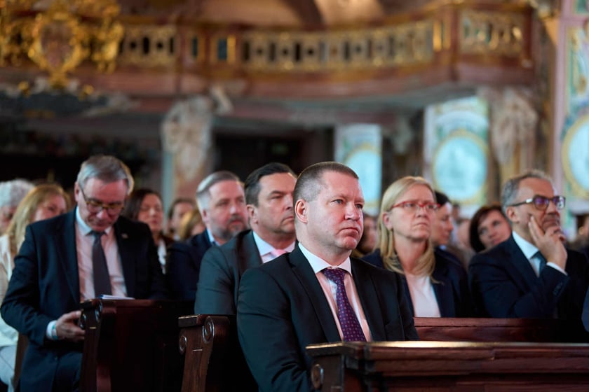 Radosław Sikorski, wicepremier, minister spraw zagranicznych na otwarciu East West Forum w Auli Leopoldina.