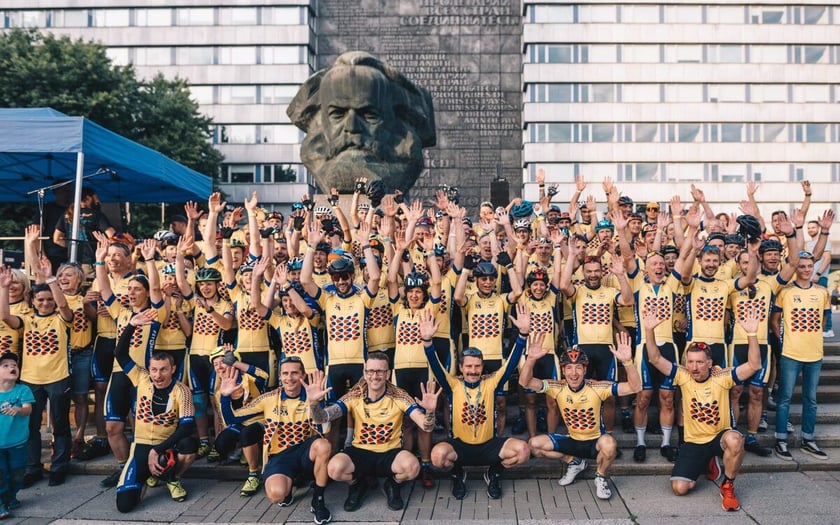 Uczestnicy przejazdu European Peace Ride w 2021 r.