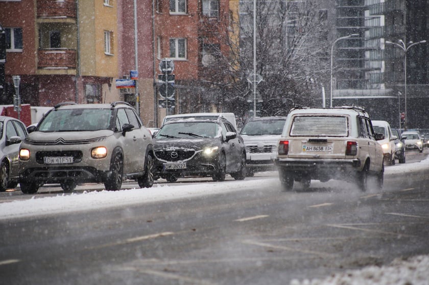 Atak zimy we Wrocławiu - piątek, 3 lutego 2023 r.