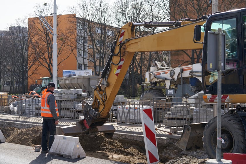 Remont ulicy Długiej w marcu 2023