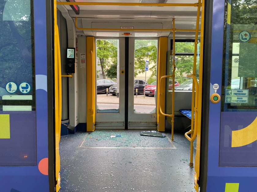 W okolicach dworca świebodzkiego zderzyły się dwa tramwaje. Spowodowało to duże utrudnienia w ruchu.