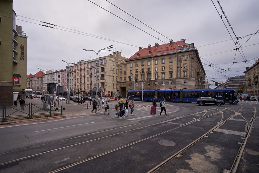 Skrzyżowanie Piłsudskiego ze Świdnicką po remoncie.