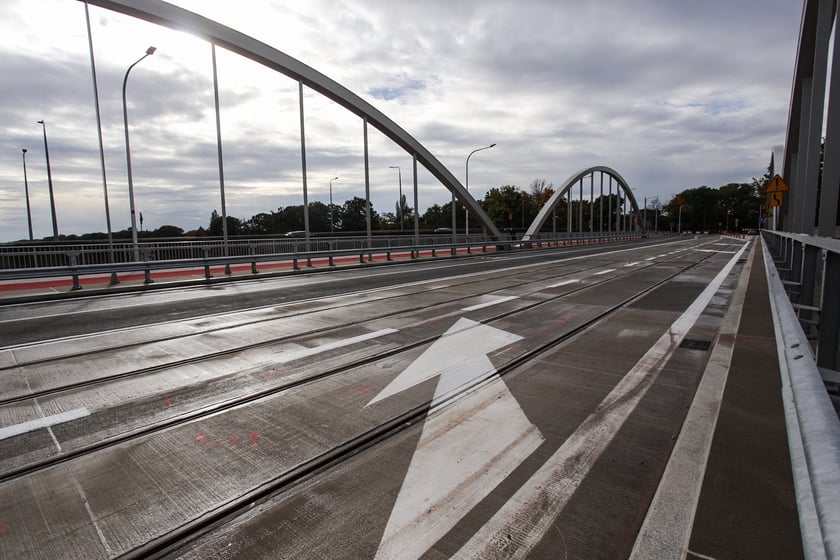 Nowe mosty Chrobrego będą przejezdne już z nocy z soboty 28 na niedzielę 29 października