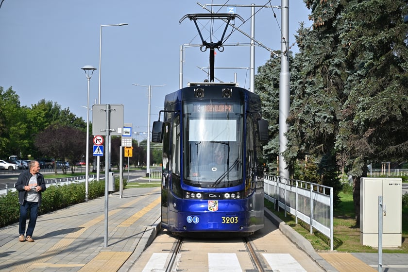 Pesa Twist na pętli Wrocław Nowy Dw&oacute;r (P+R).