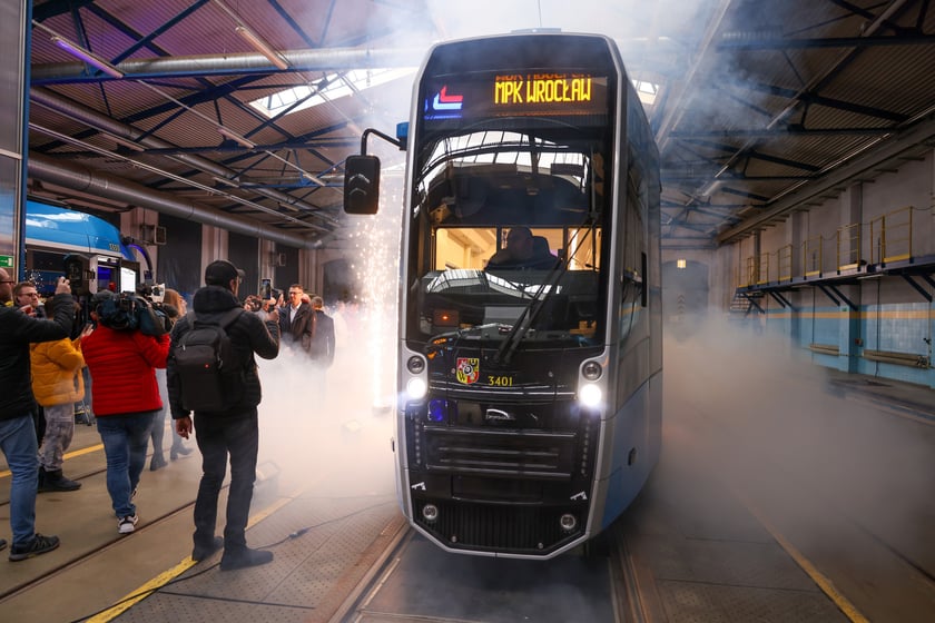 Prezentacja nowego tramwaju Pesa Twist 146N