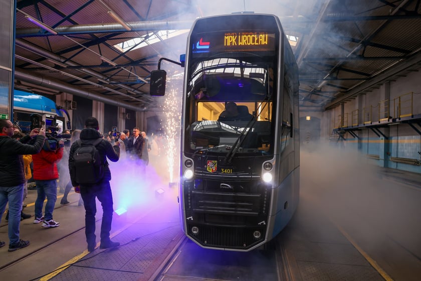 Prezentacja nowego tramwaju Pesa Twist 146N