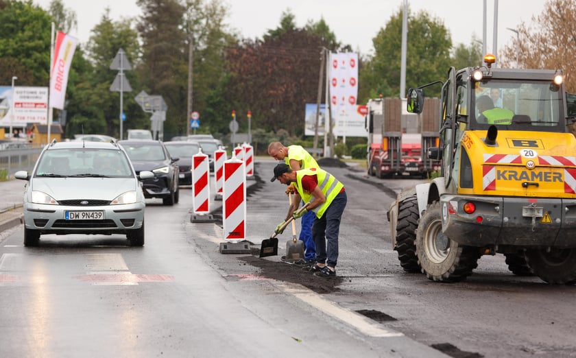 Remont jeden z ważniejszych ulic na Maślicach  - Królewieckiej