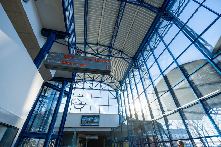 Stary port lotniczy na Strachowicach, rok 2024