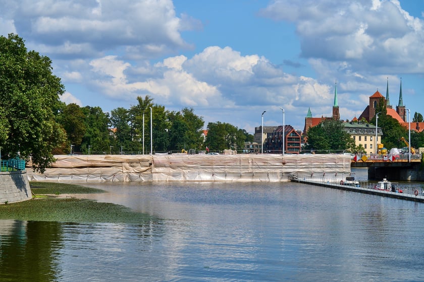 Remont mostu Uniwersyteckiego