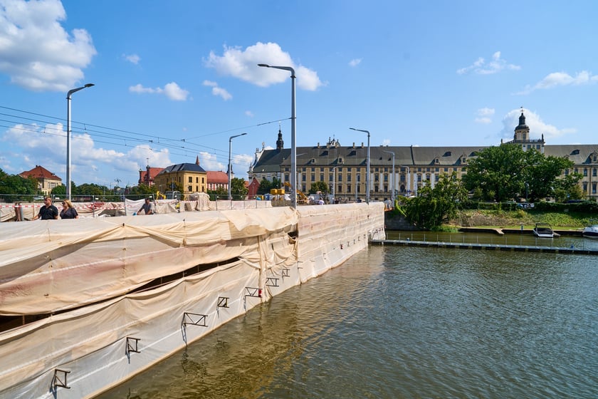 Remont mostu Uniwersyteckiego