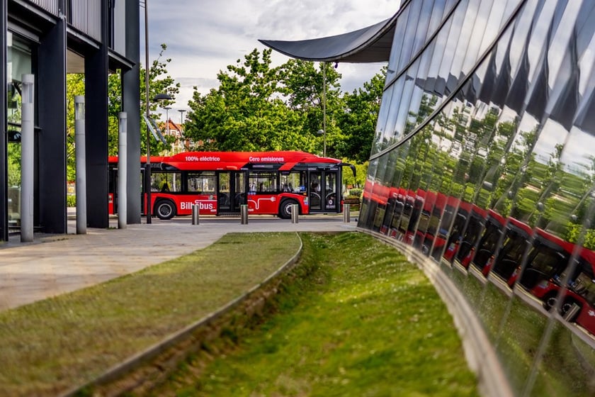 Tak autobusy Solaris Urbino electric prezentują się w różnych europejskich miastach