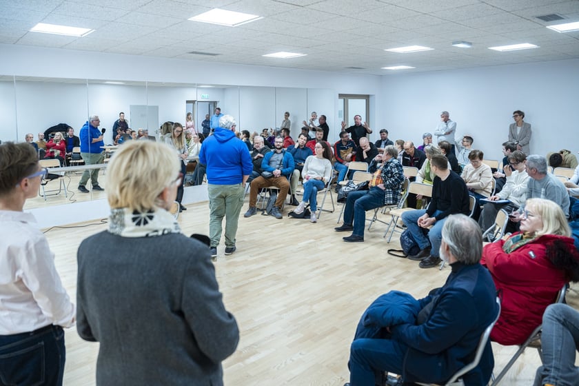 Spotkanie w szkole przy Asfaltowej podsumowujące konsultacje społeczne Pakietu dla Południa