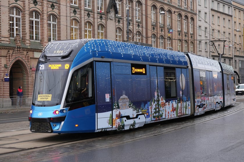 Świąteczny tramwaj MPK na trasie