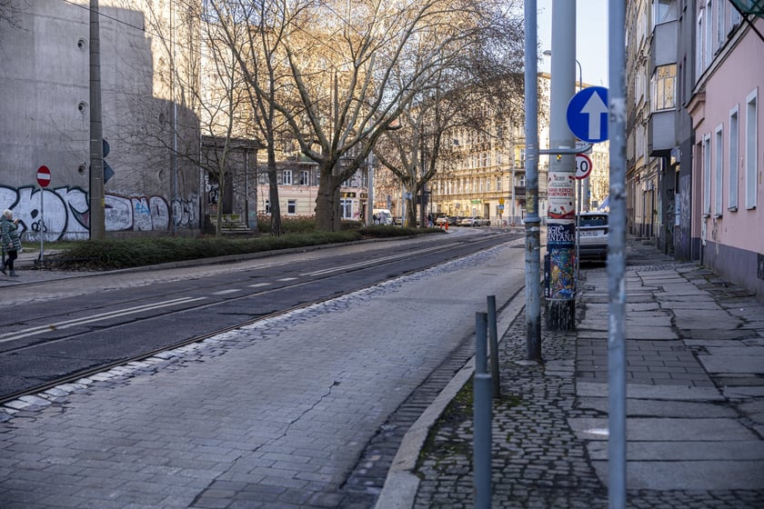 Ulica Słowiańska i św. Wincentego - stan obecny. Niebawem zostanie wyłoniony wykonawca projektu remontu tej trasy