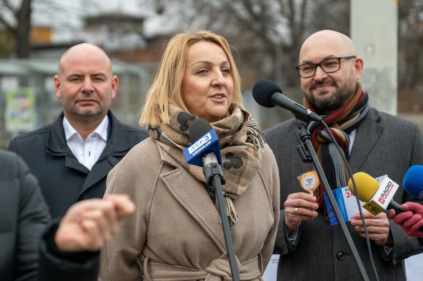 - Zakończenie remontu na pl. Powstańc&oacute;w Wielkopolskich to duża, dobra zmiana we wrocławskiej komunikacji miejskiej - m&oacute;wiła Paulina Tyniec-Piszcz, dyrektorka Wydziału Transportu.&nbsp;