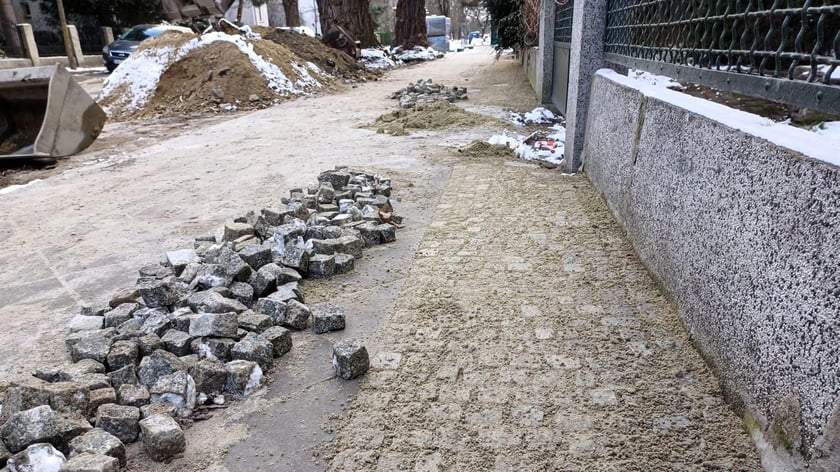 Remont chodnika na ul. Odkrywców