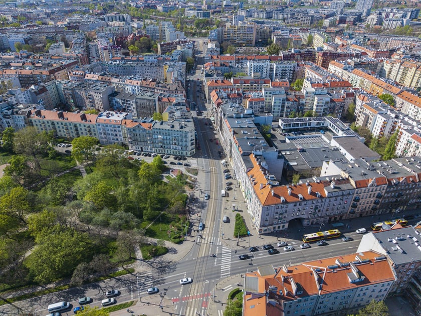 Ulica Nowowiejska z lotu ptaka