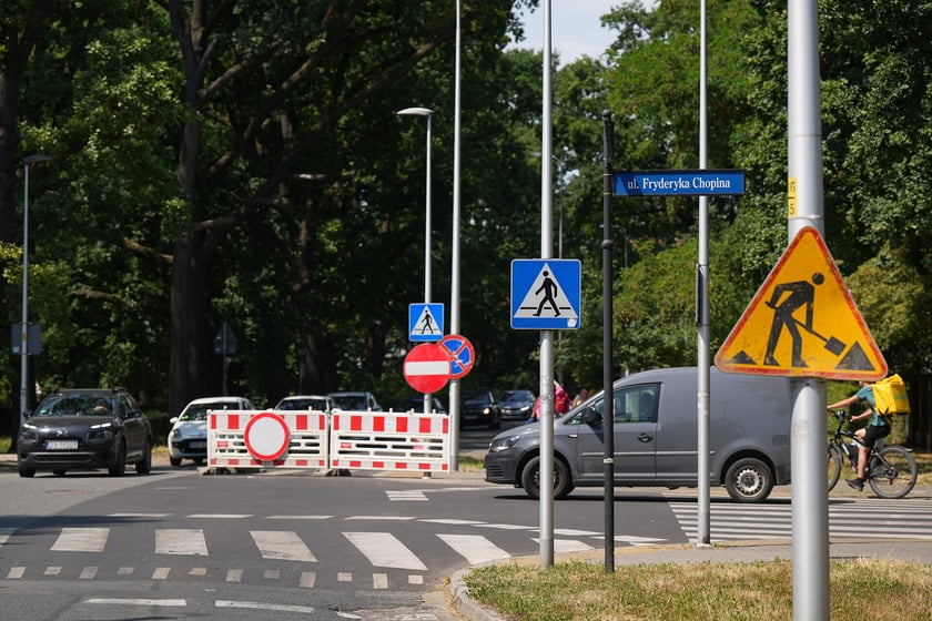 Ulica Śniadeckich przygotowana do remontu. Prace potrwają do połowy września
