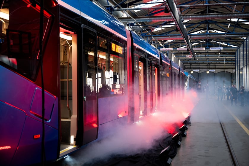 Prezentacja pierwszej zmodernizowanej Skody 19T na zajezdni Borek