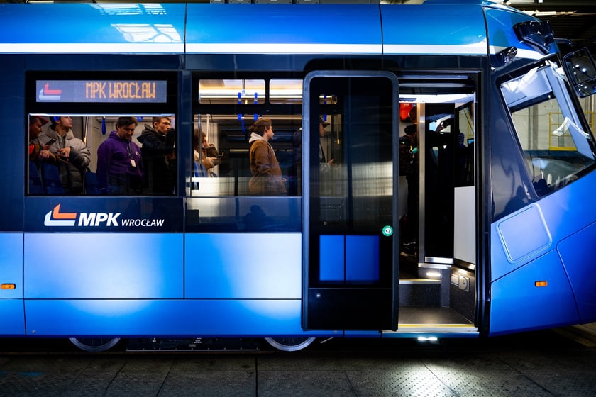 Prezentacja pierwszej zmodernizowanej Skody 19T na zajezdni Borek