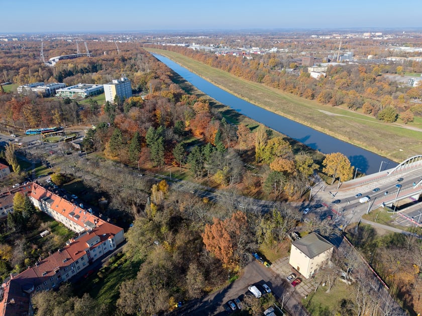 Widok na przyszłą trasę autobusowo-tramwajową na Swojczyce
