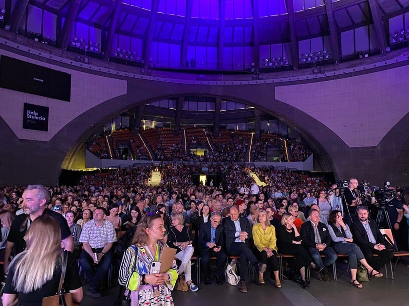 Publiczność na spotkaniu z  Olgą Tokarczuk