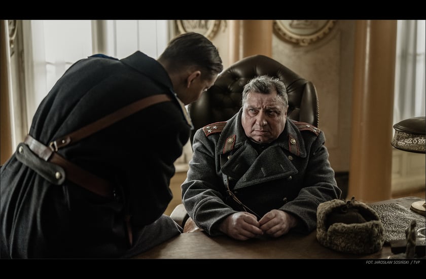 Na zdjęciu kadr z serialu "Erynie"