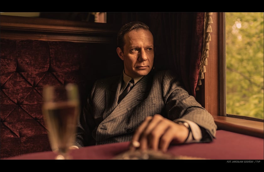 Na zdjęciu kadr z serialu "Erynie"