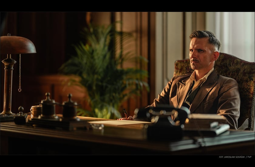 Na zdjęciu kadr z serialu "Erynie"