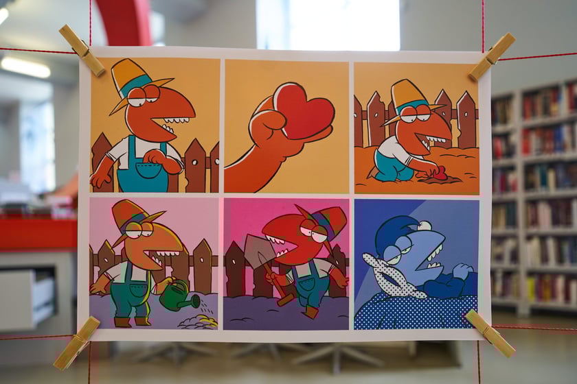 Zdjęcie z wystawy "Nieustraszony Łowca" w Mediatece (jedno z wydarzeń festiwalu Złote Kurczaki 10)