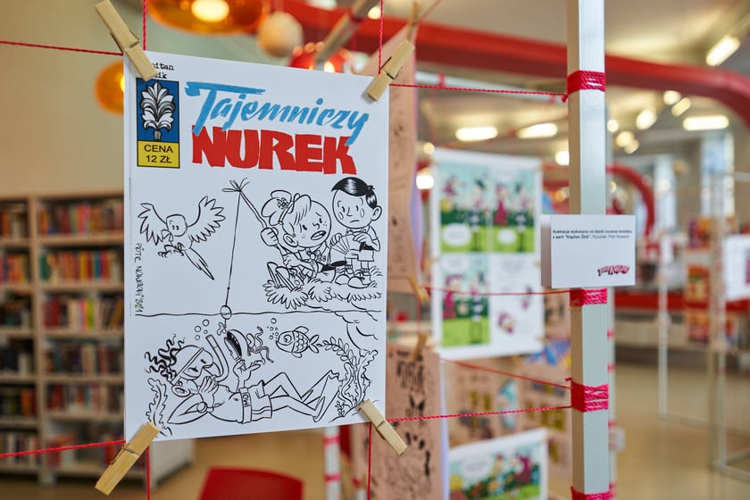 Zdjęcie z wystawy "Nieustraszony Łowca" w Mediatece (jedno z wydarzeń festiwalu Złote Kurczaki 10)