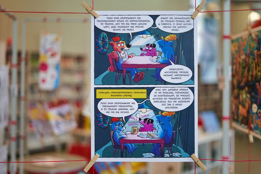 Zdjęcie z wystawy "Nieustraszony Łowca" w Mediatece (jedno z wydarzeń festiwalu Złote Kurczaki 10)