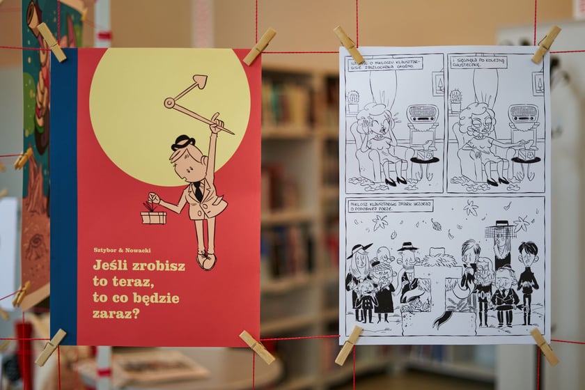 Zdjęcie z wystawy "Nieustraszony Łowca" w Mediatece (jedno z wydarzeń festiwalu Złote Kurczaki 10)