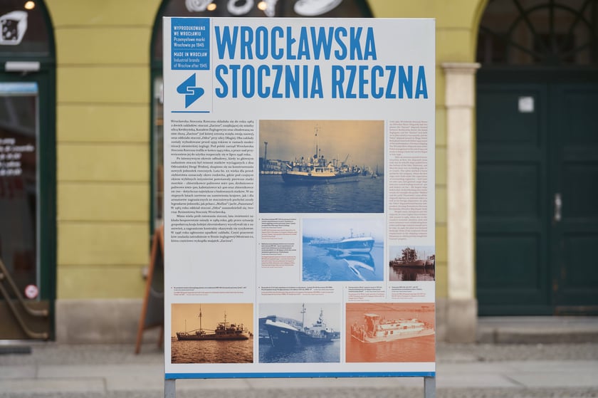 Na zdjęciu plansze z wystawy ,,Wyprodukowano we Wrocławiu. Przemysłowe marki Wrocławia po 1945 roku