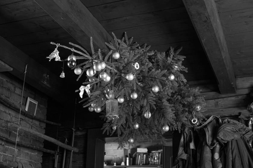 Fotoreportaż z górskiej chaty, w której spotykają się wędrowcy // 2. miejsce w kategorii Documentary Project Grand Press Photo 2023