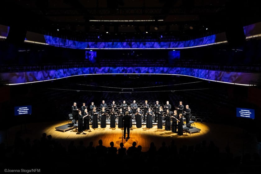 Estonian Philharmonic Chamber Choir z dyrygentem Tõnu Kaljuste
