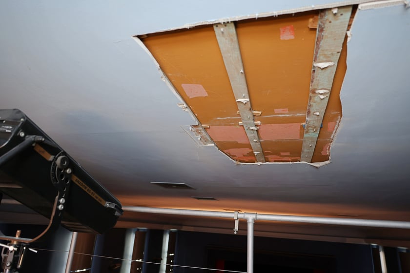 Okrycie w domu kultury na ul. Chociebuskiej